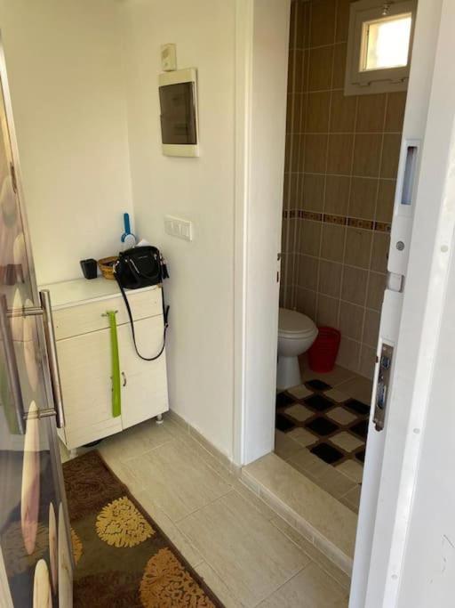 Deniz Manzarali, Havuzlu Ve Bahceli Triplex Villa